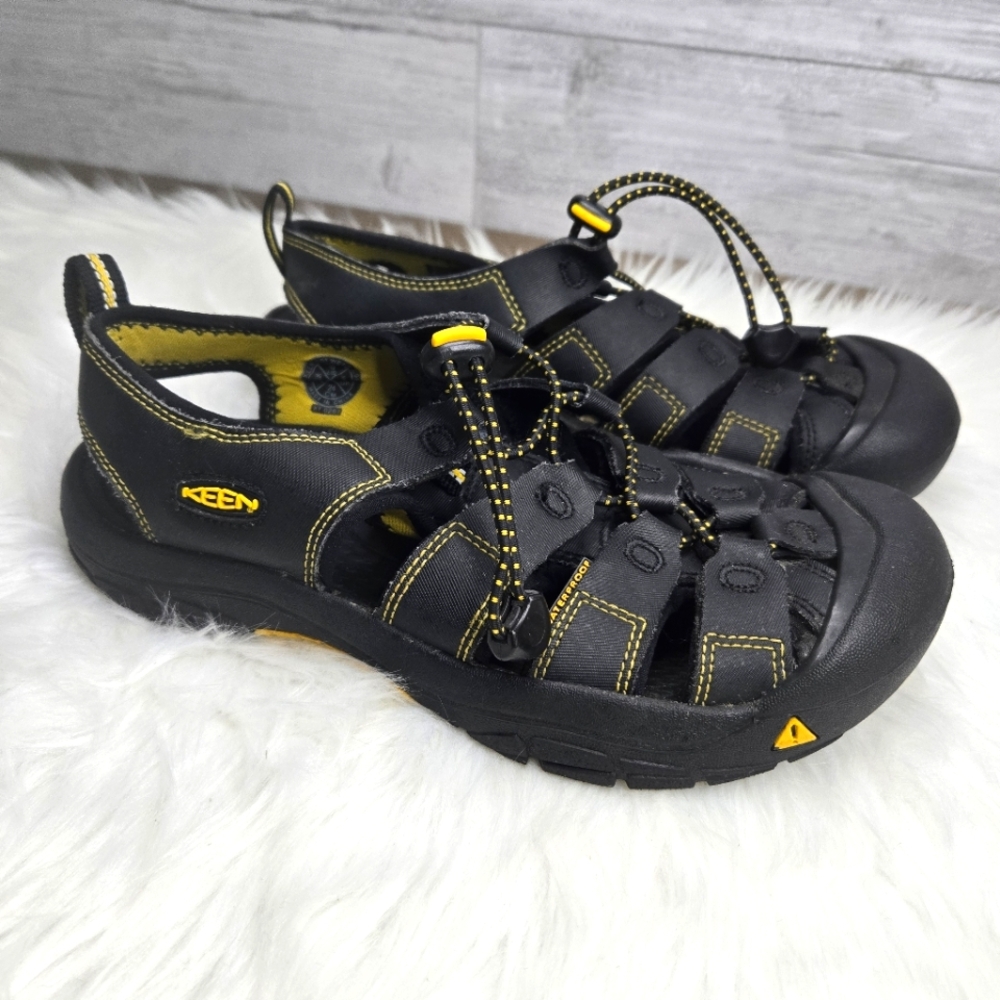 KEEN Newport H2 Sandals